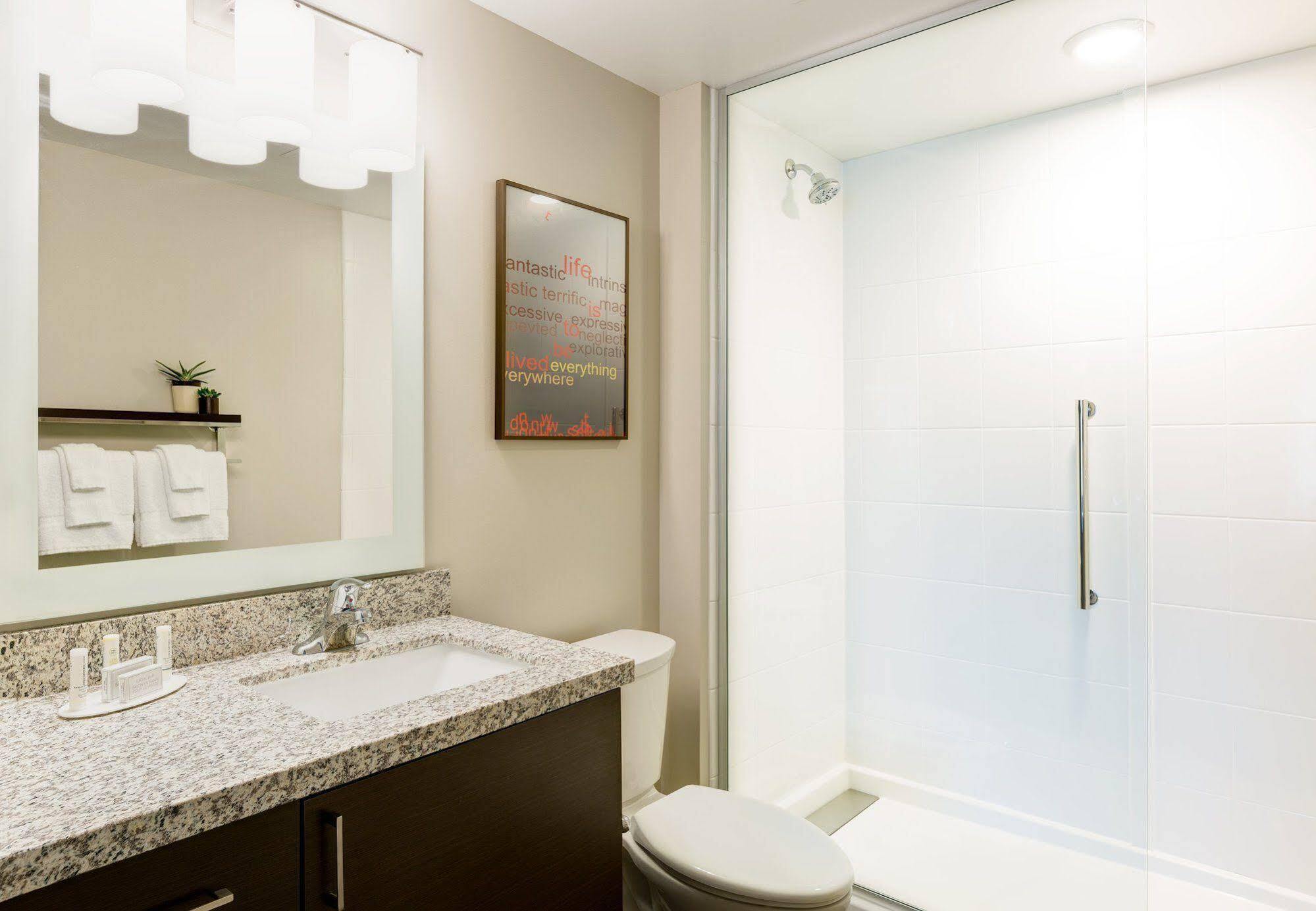 Towneplace Suites By Marriott Tacoma Lakewood Exterior foto